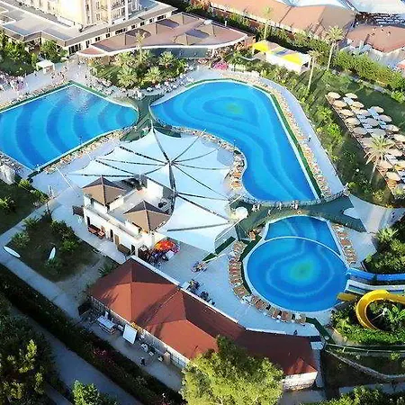 Justiniano Wish Side Hotel